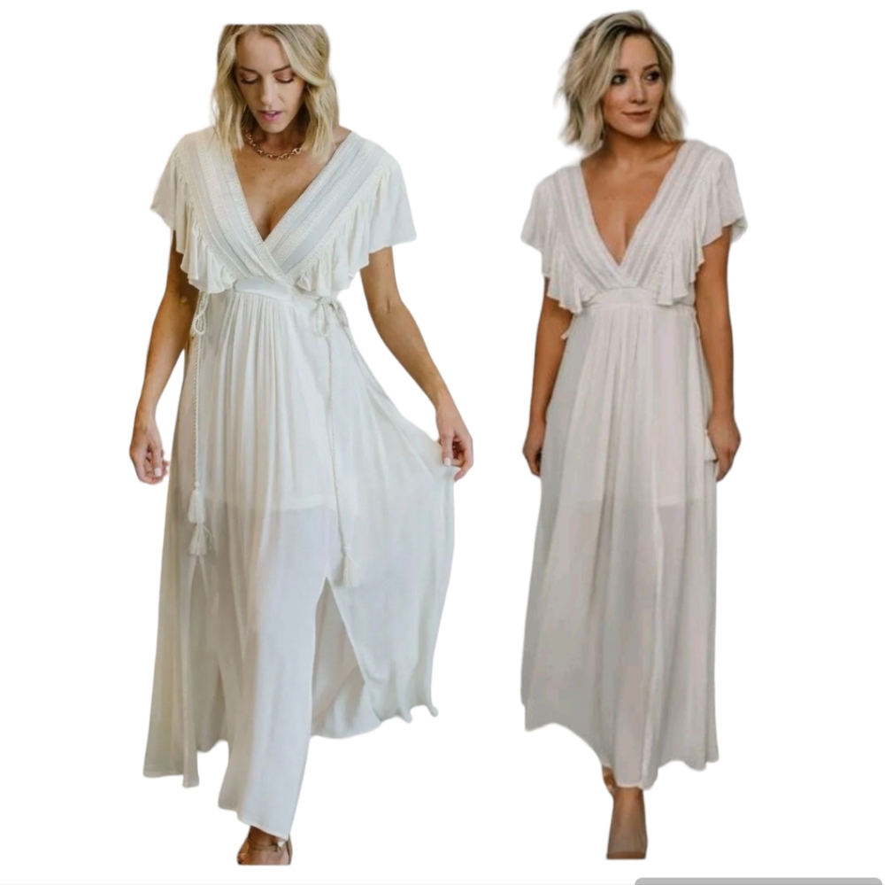 BALTIC BORN 'Jennifer' Deep V Maxi Dress Small